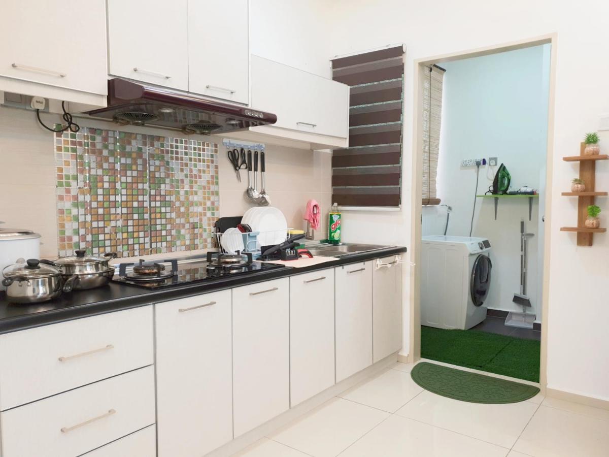 Klia Ehsan Residence Sepang Nilai Greenery 8 Pax Air-Con Zewnętrze zdjęcie