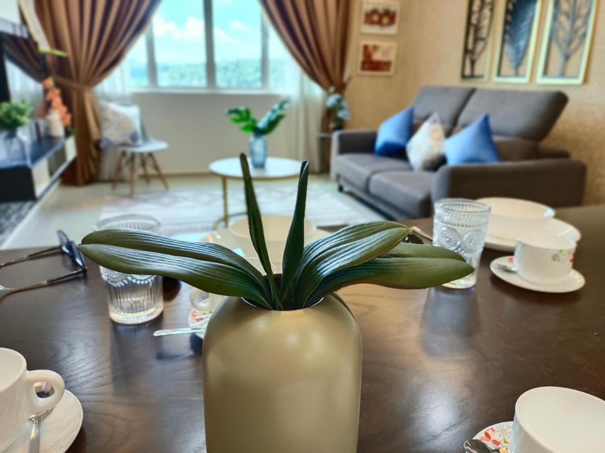 Klia Ehsan Residence Sepang Nilai Greenery 8 Pax Air-Con Zewnętrze zdjęcie