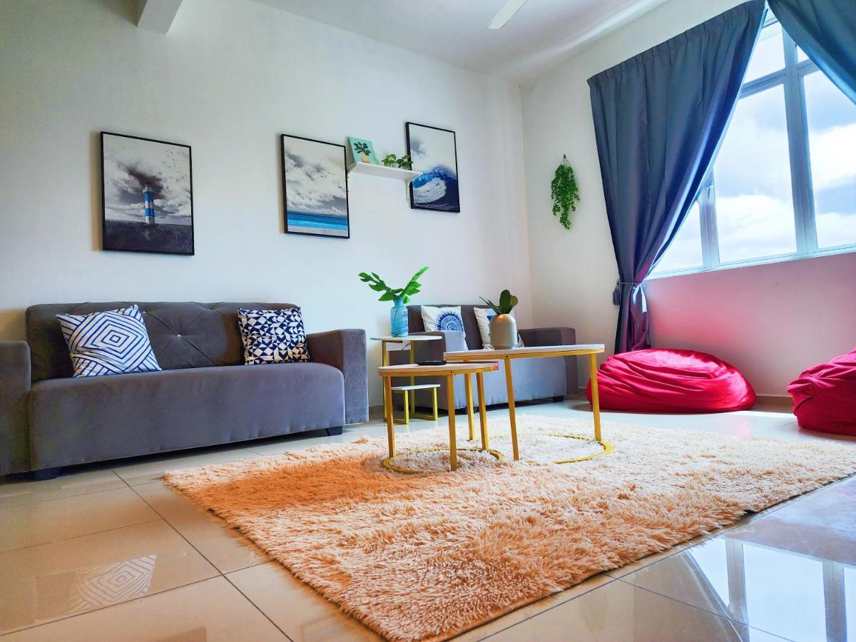 Klia Ehsan Residence Sepang Nilai Greenery 8 Pax Air-Con Zewnętrze zdjęcie