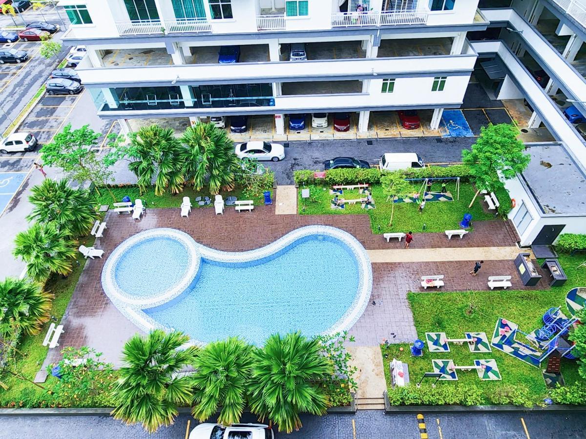 Klia Ehsan Residence Sepang Nilai Greenery 8 Pax Air-Con Zewnętrze zdjęcie
